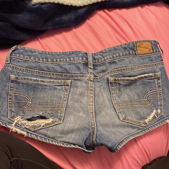 Vintage American eagle jean shorts - Picture 2 of 2